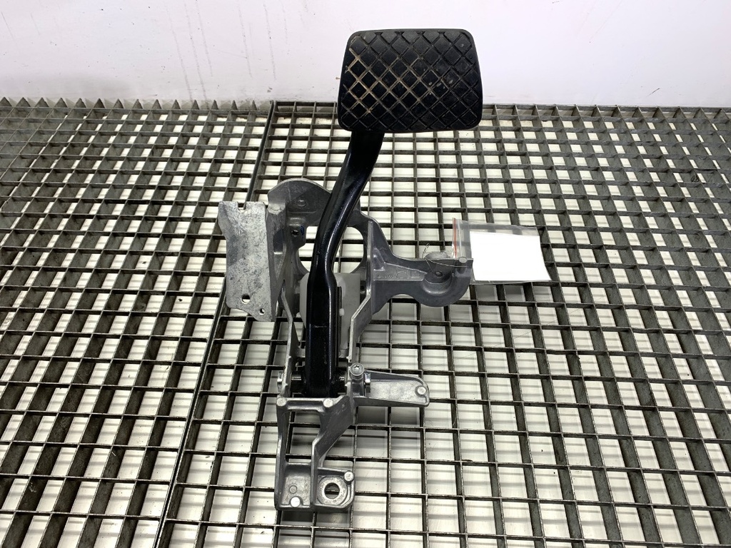 [STARK-834034] Pedal de freno AUDI Q8 (4MN)