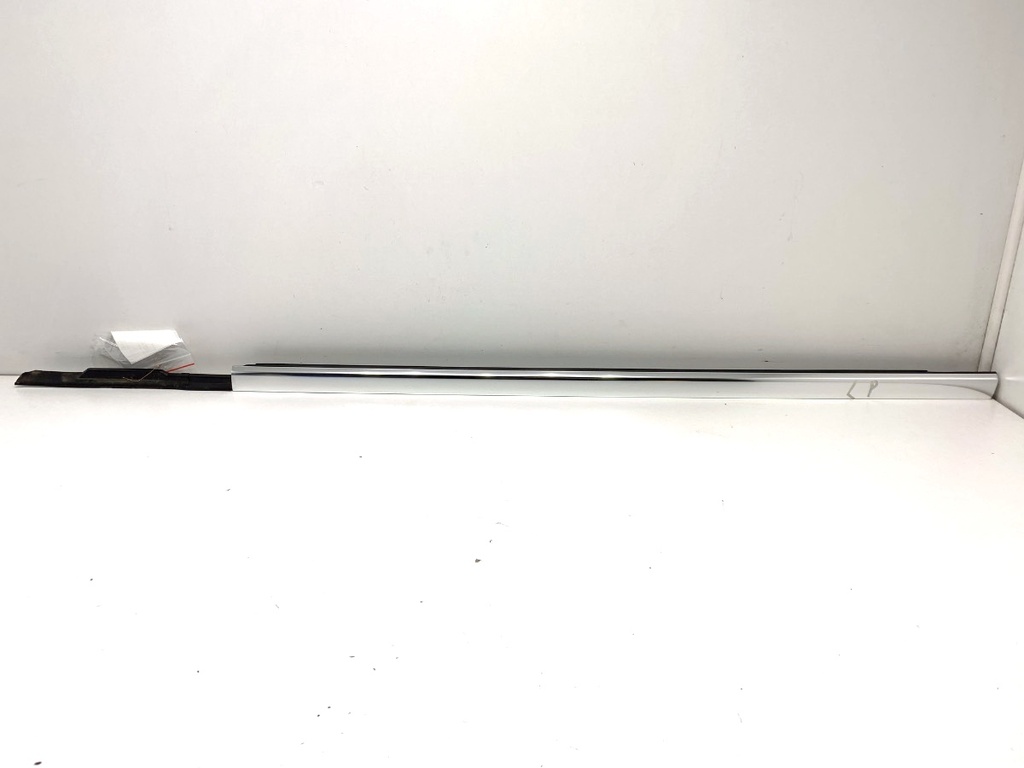 [STARK-800104] Moldura de puerta delantera izquierda Peugeot 508 SW II