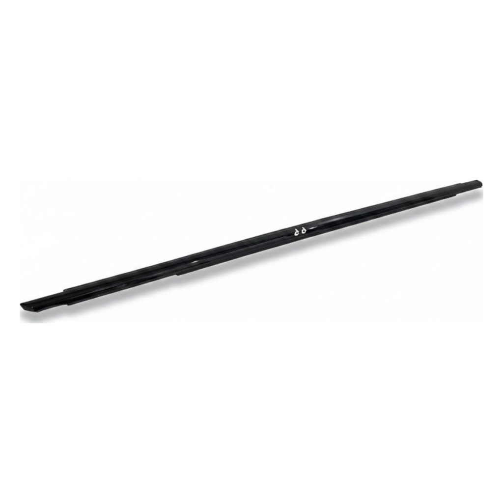 [STARK-912552] Moldura de puerta delantera derecha BMW 1 (F70)