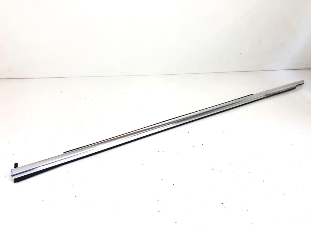 [STARK-757078] Moldura de puerta delantera izquierda BMW Serie 5 (G30, F90)