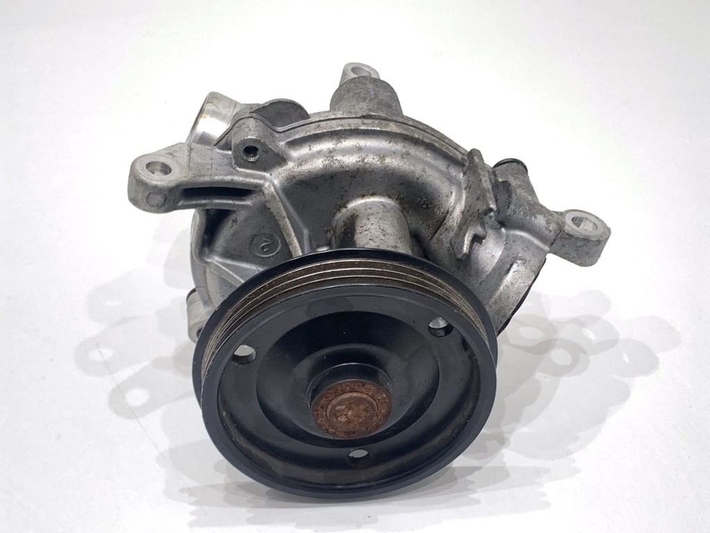 [STARK-877147] Bomba de agua Volvo XC60 II (246)