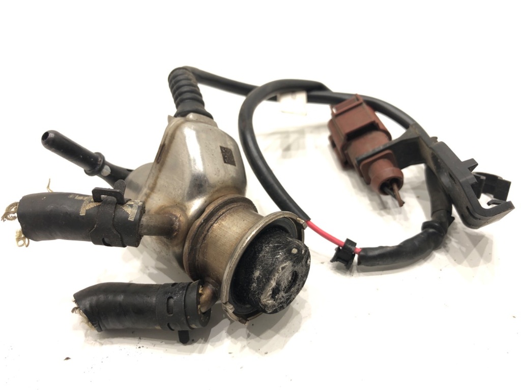 [STARK-747312] Inyector SCR Skoda Octavia III Combi