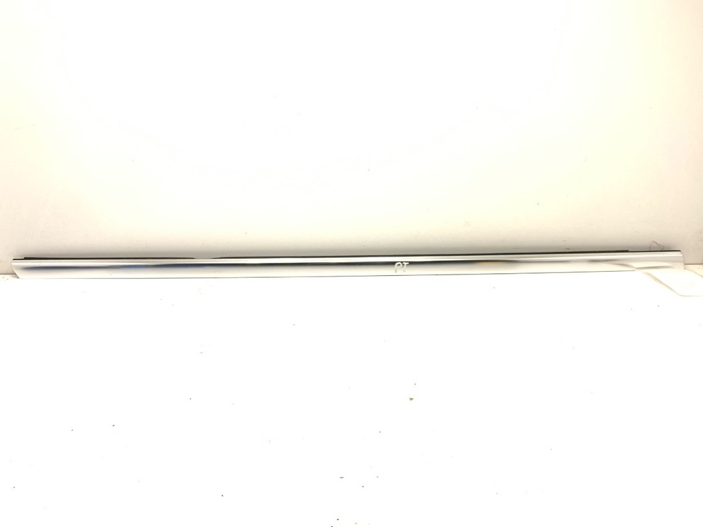 [STARK-800105] Moldura de puerta trasera derecha Peugeot 508 SW II