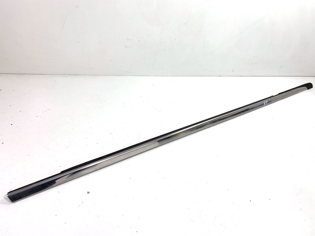 [STARK-814821] Junquillo de puerta delantero derecho Citroen C5 III