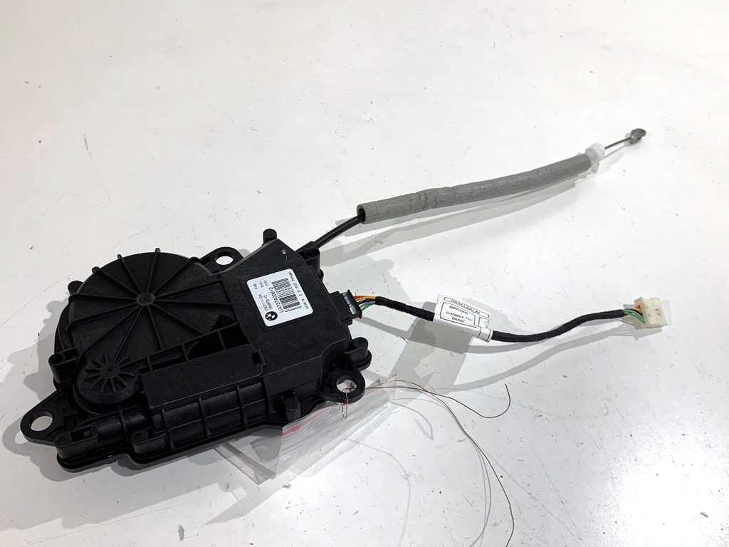 [STARK-829728] Actuador cierre suave portón trasero BMW X1 (F48)