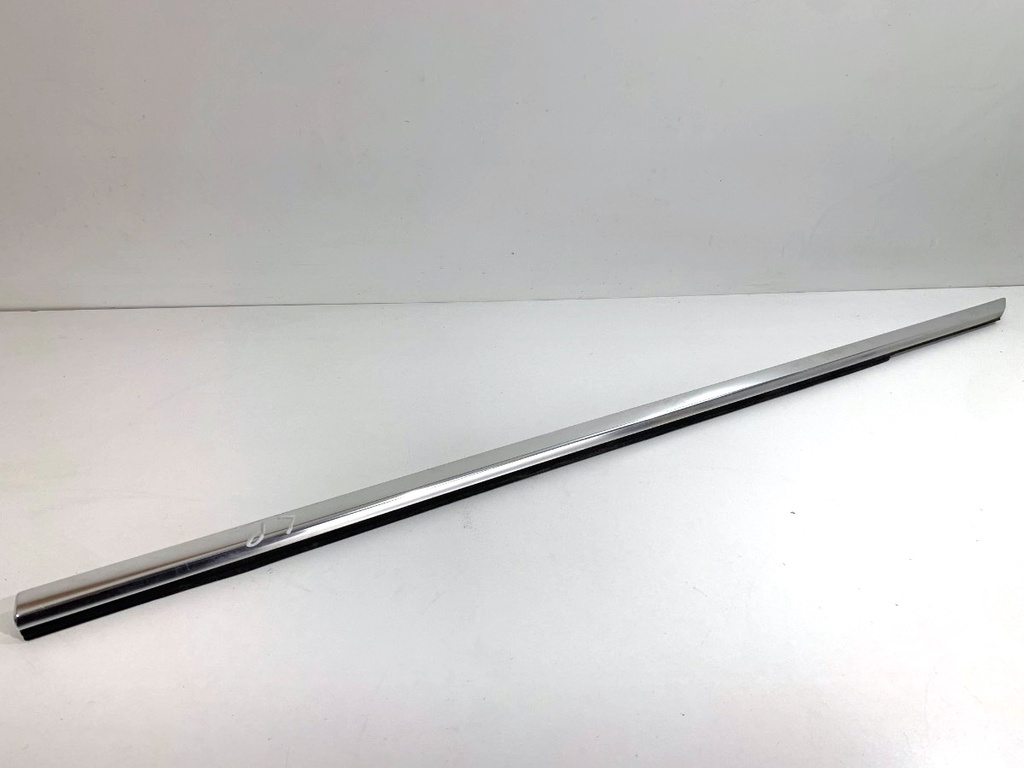 [STARK-843836] Moldura de puerta delantera izquierda Mercedes-Benz CLS Shooting Brake (X218)