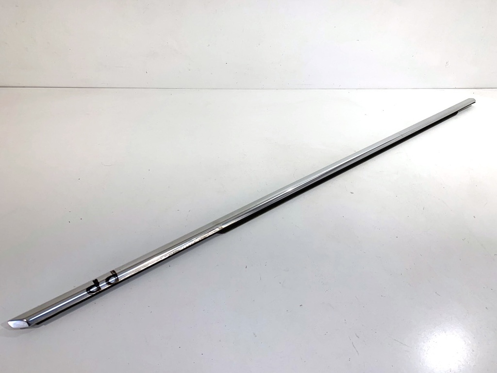 [STARK-848725] Moldura de puerta delantera derecha BMW Serie 3 Touring