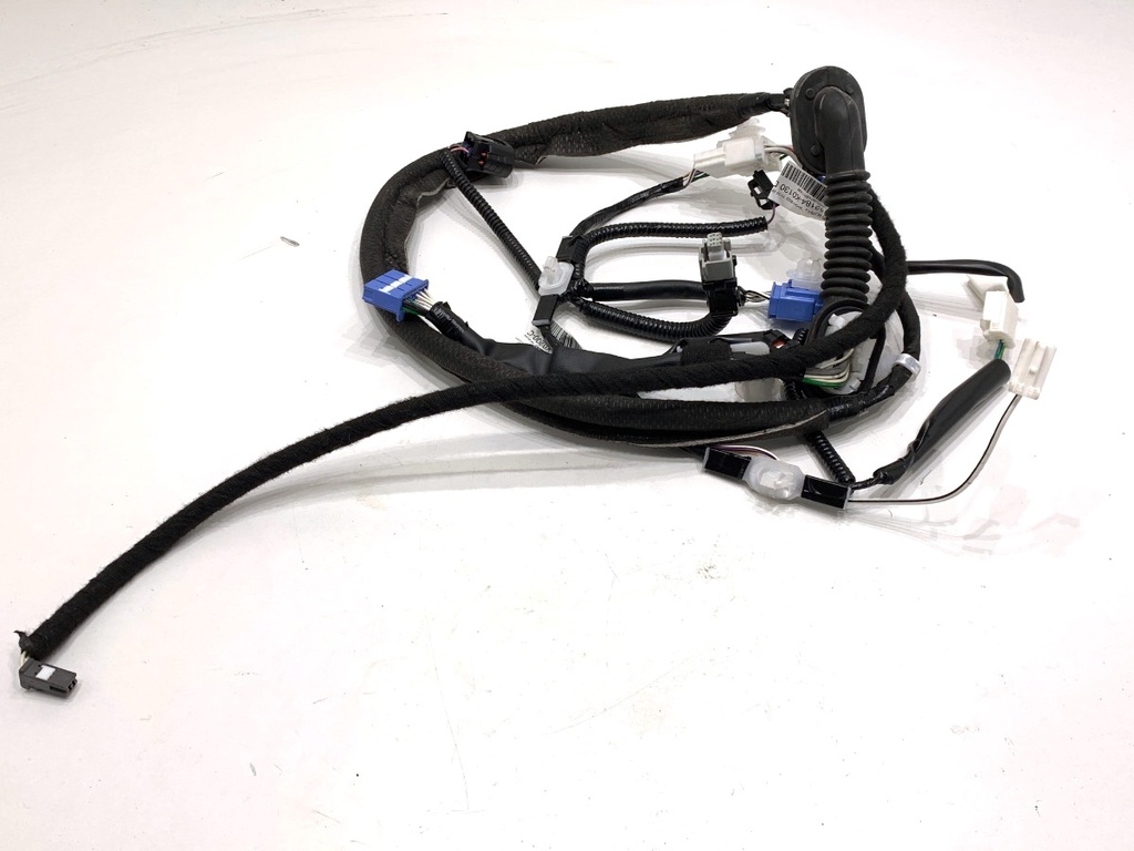 [STARK-874546] Mazo de cables de portón trasero Toyota Yaris (P21, PA1, PH1)