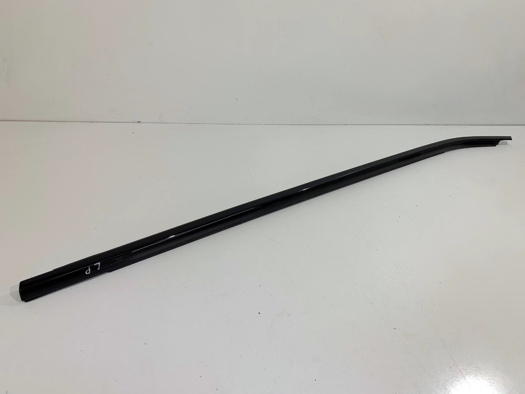 [STARK-878804] Moldura de puerta delantera izquierda BMW X4 (G02, F98)