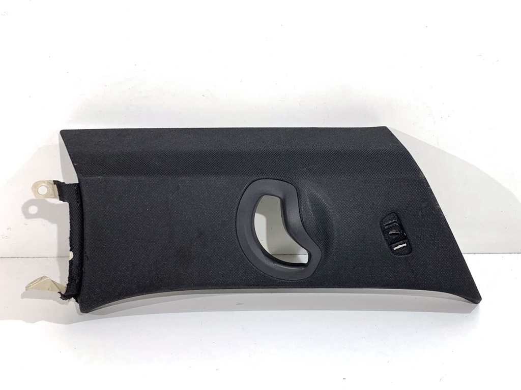 [STARK-887929] Moldura de pilar izquierdo BMW X5 (G05, F95)