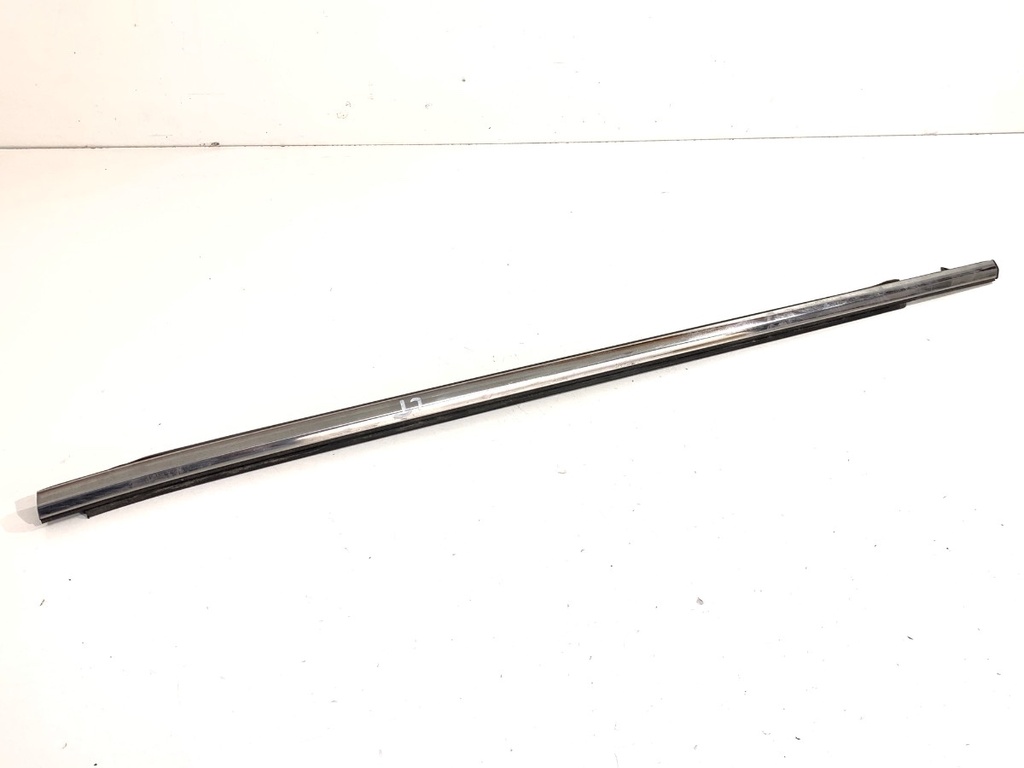 [STARK-891555] Moldura exterior puerta trasera izquierda TOYOTA CAMRY