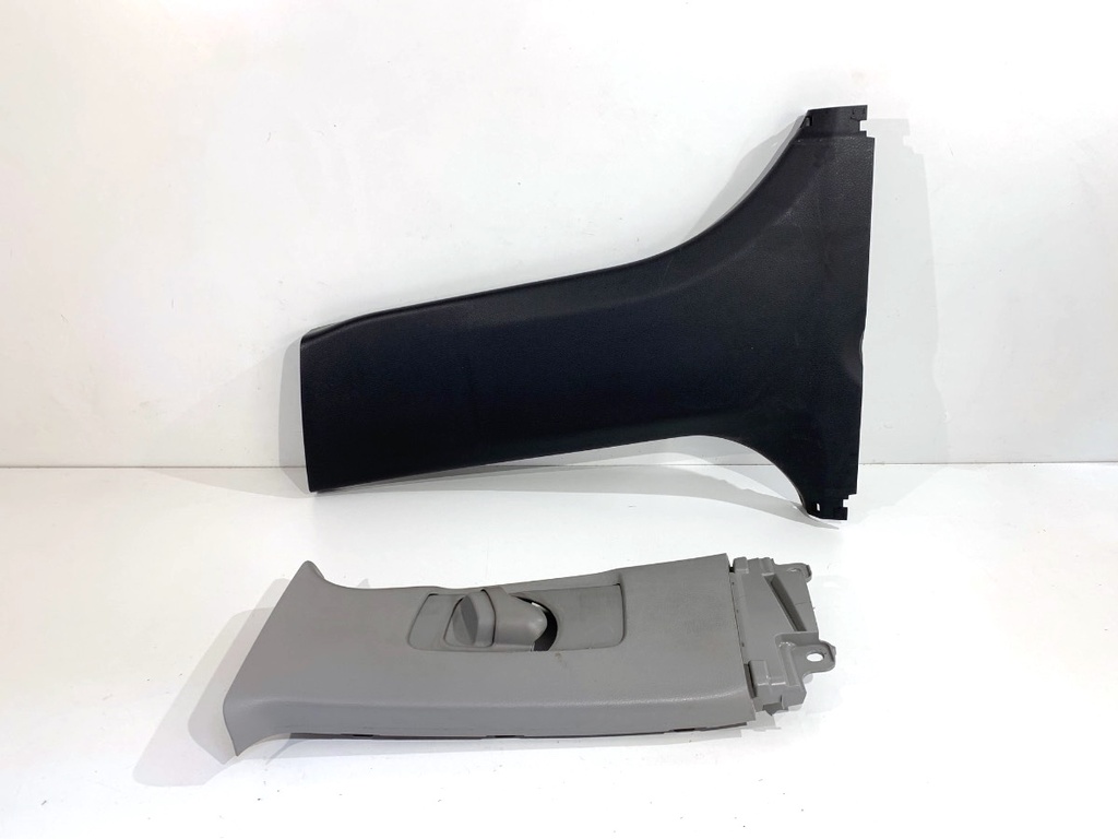 [STARK-891556] Moldura de pilar izquierda TOYOTA CAMRY