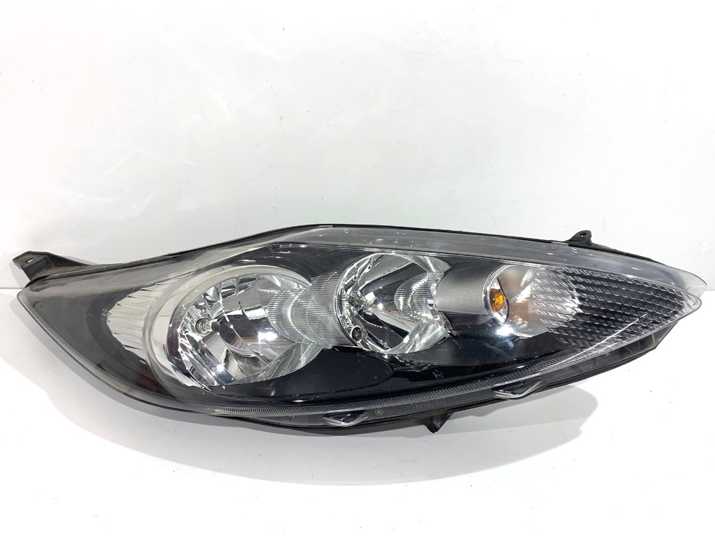 [STARK-798777] Faros delanteros derecho Ford Fiesta VI (CB1, CCN) 2008-2022