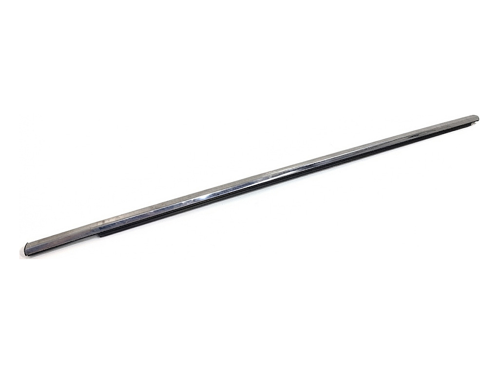 [STARK-920529] Moldura de puerta delantera izquierda Lexus NX (_Z1_)