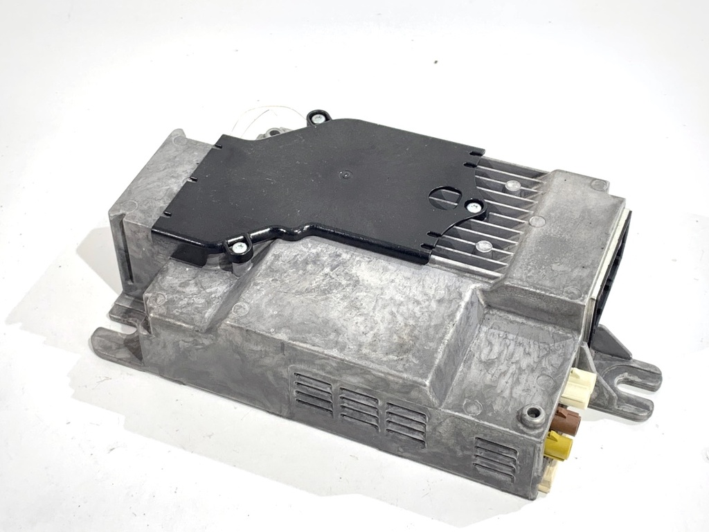 [STARK-802134] Amplificador BMW Serie 5 (G30, F90) 2016-2022