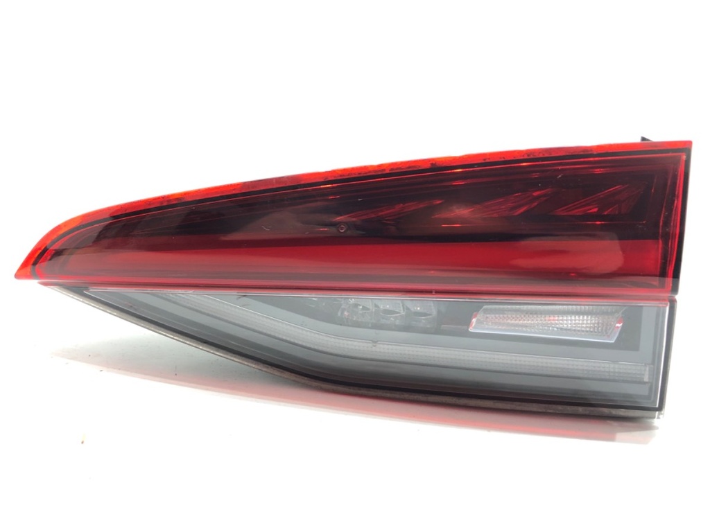 [STARK-884172] Piloto trasero derecho SKODA Octavia IV (NX3, NN3) 2020-2022