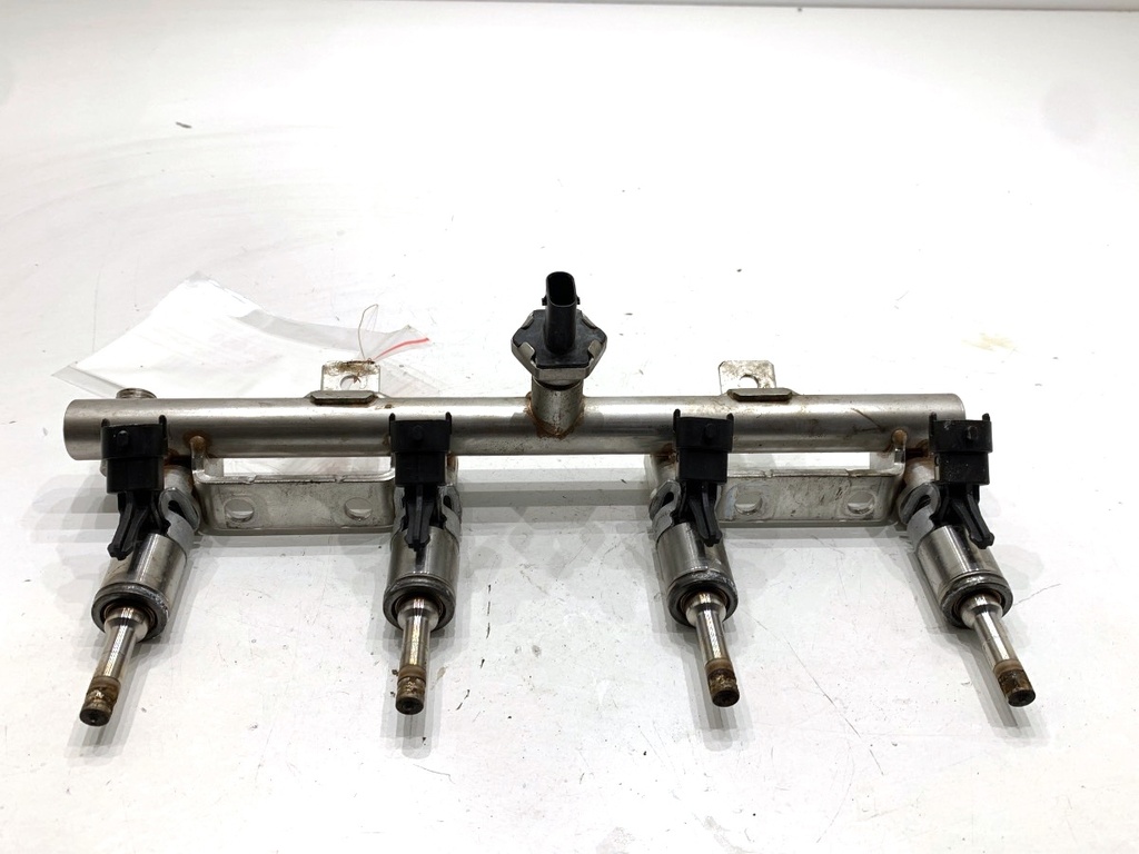 [STARK-884650] Colector de combustible PEUGEOT 3008 SUV 2016-2022