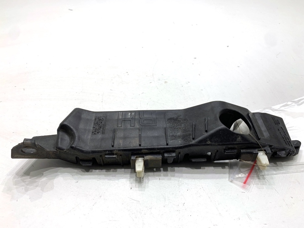 [STARK-885910] Guía de parachoques delantero derecho HYUNDAI i30 Kombi