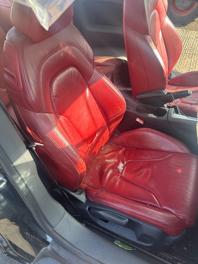 [EPE-128116] Asiento delantero derecho Audi TT (2006-2010)