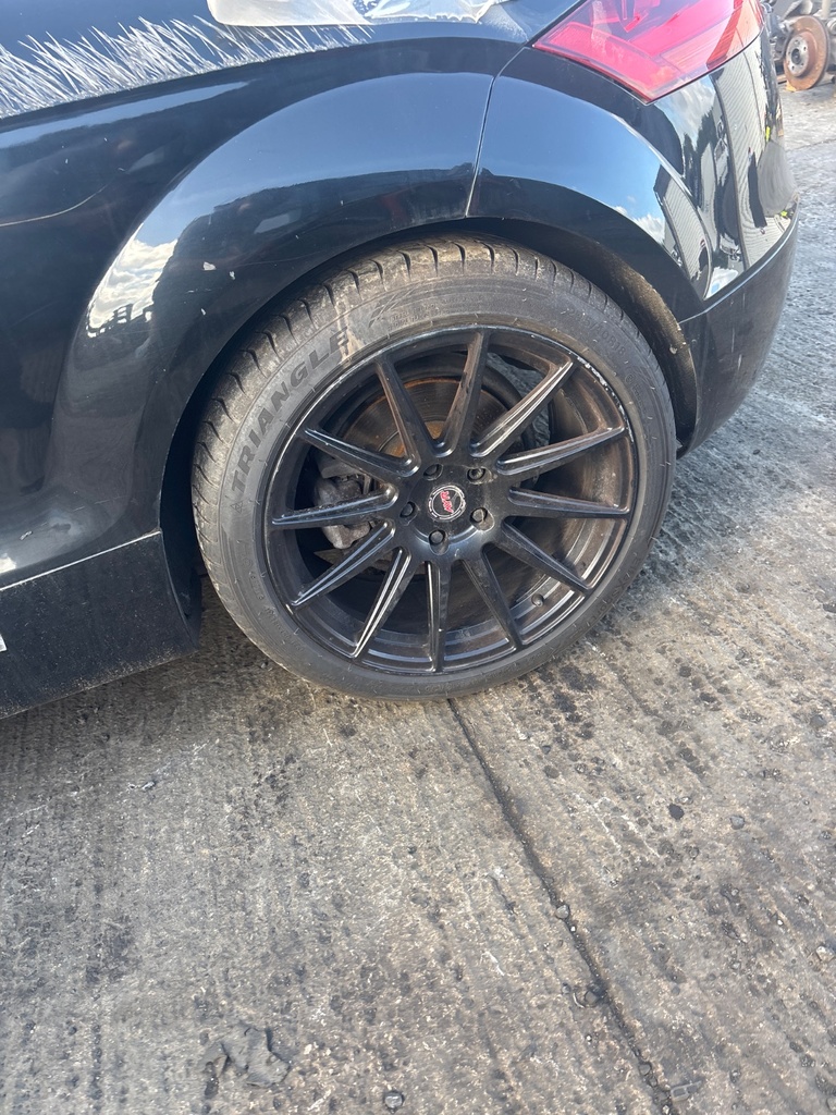 [EPE-128147] Llanta de aleación Audi TT