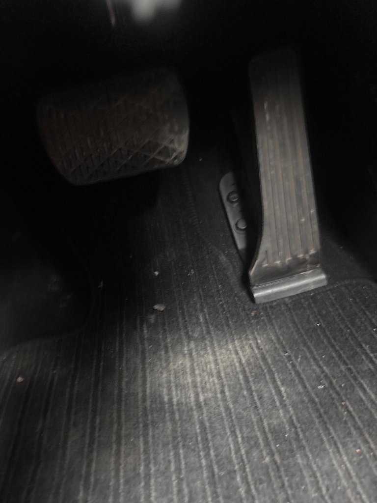 [EPE-128187] Conjunto de pedales Mercedes-Benz Clase E 2.2