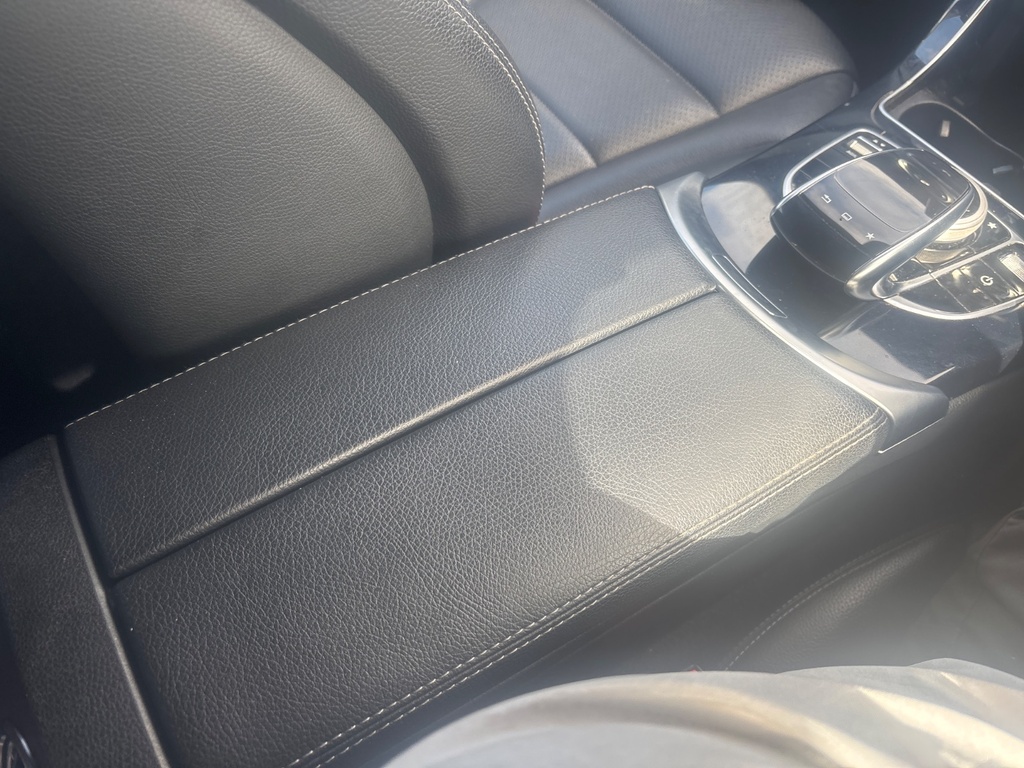 [EPE-128279] Reposabrazos de consola central Mercedes-Benz C-Class 2015