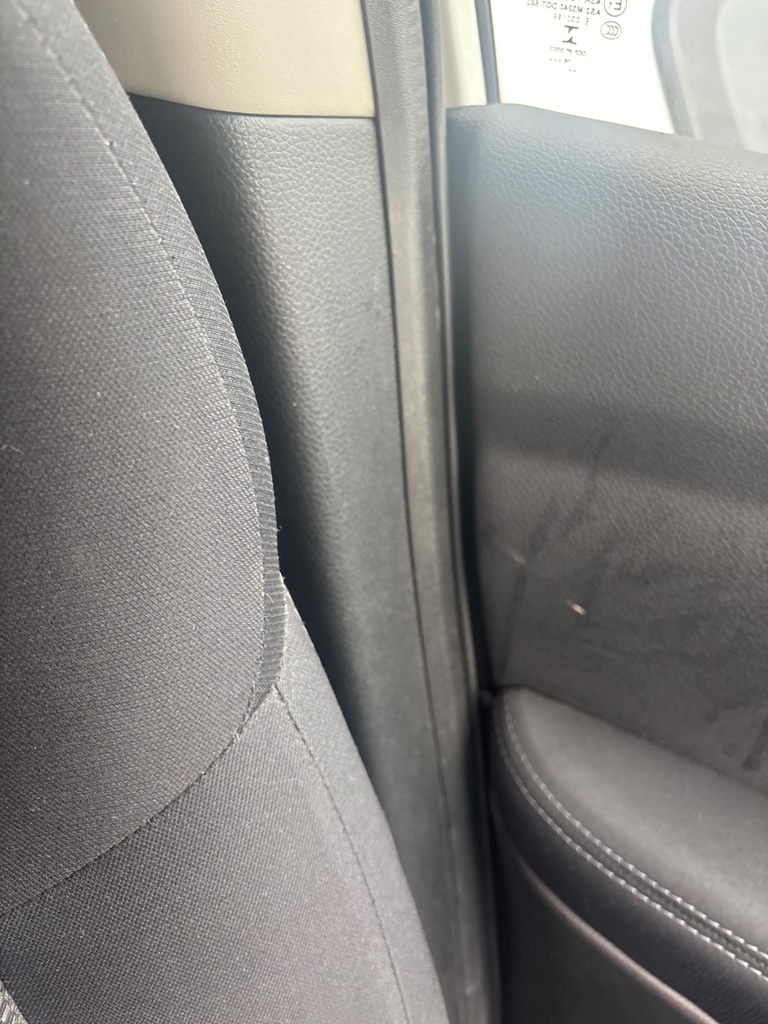 [EPE-126330] Embellecedor pilar B inferior izquierdo Nissan Qashqai (2013-2018)