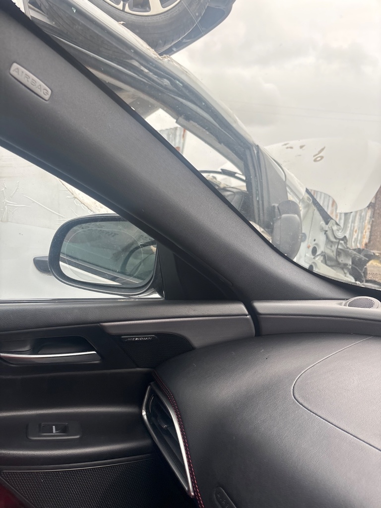[EPE-126469] Pilar A Jaguar XE 2.0 D 2015