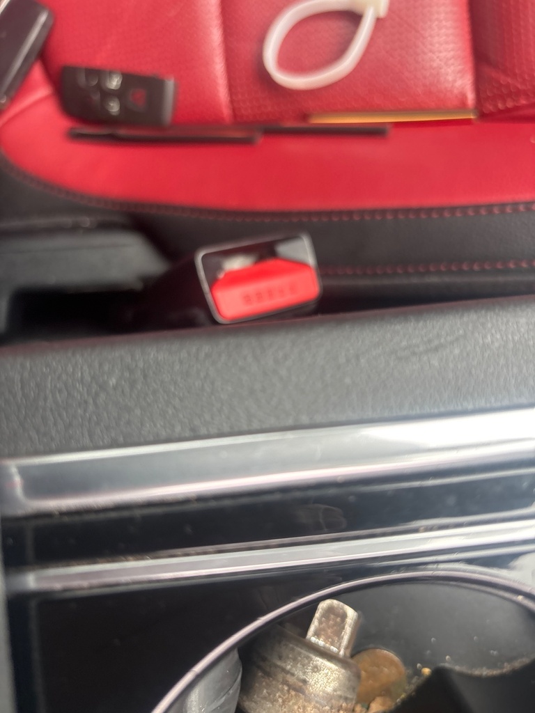 [EPE-126486] Cinturón de seguridad delantero izquierdo Jaguar XE 2015