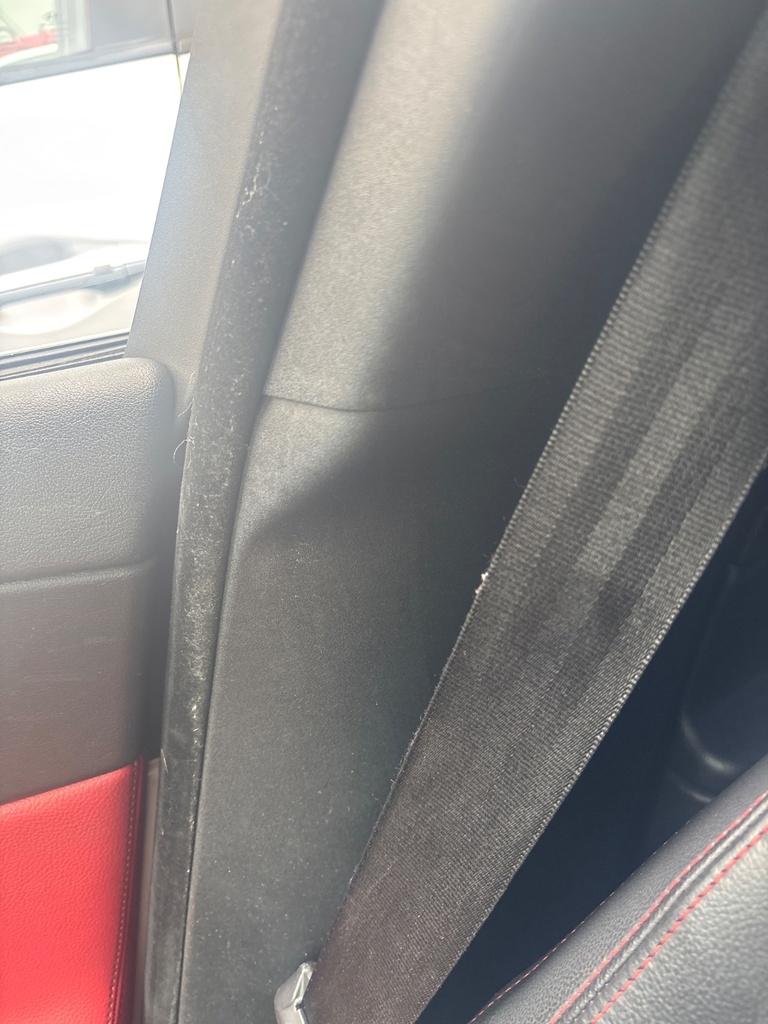[EPE-126494] Embellecedor pilar B inferior derecho Jaguar XE 2015