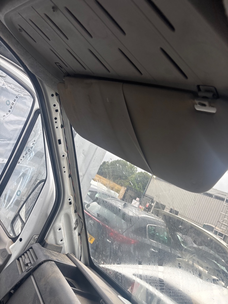 [EPE-126729] Parasol izquierdo Mercedes-Benz Sprinter