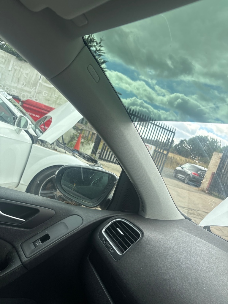 [EPE-126881] Pilares A VW Golf 1.6 TDI 2012