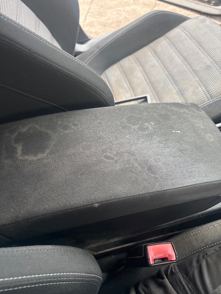 [EPE-127052] Reposabrazos de consola central VW Passat CC 2.0 TDI