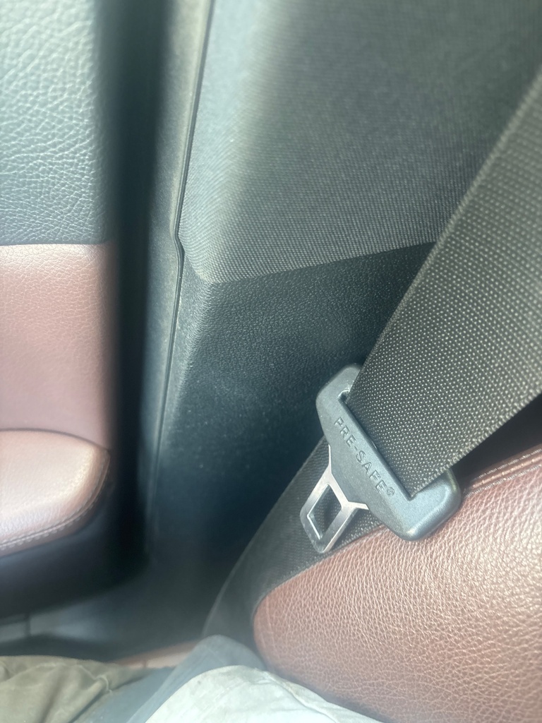 [EPE-128208] Embellecedor Pilar B Inferior Derecho Mercedes-Benz E-Class