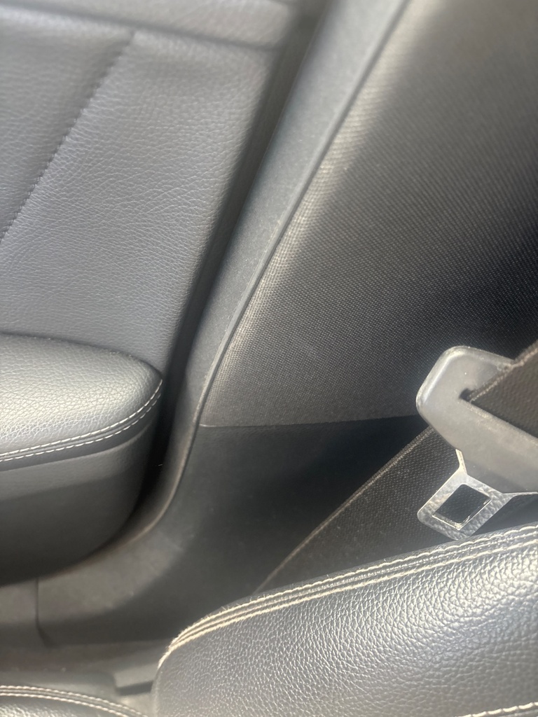 [EPE-128295] Embellecedor Pilar B inferior derecho Mercedes-Benz C-Class