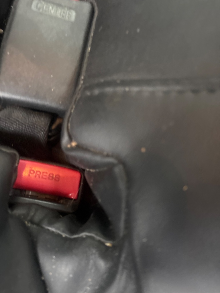 [EPE-126858] Hebilla de cinturón de seguridad trasera derecha Mazda 6