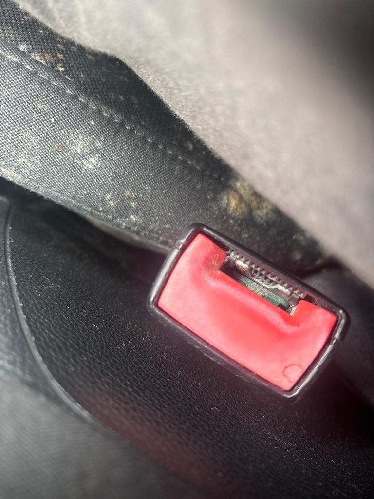 [EPE-126899] Hebilla de cinturón de seguridad delantera derecha VW Golf