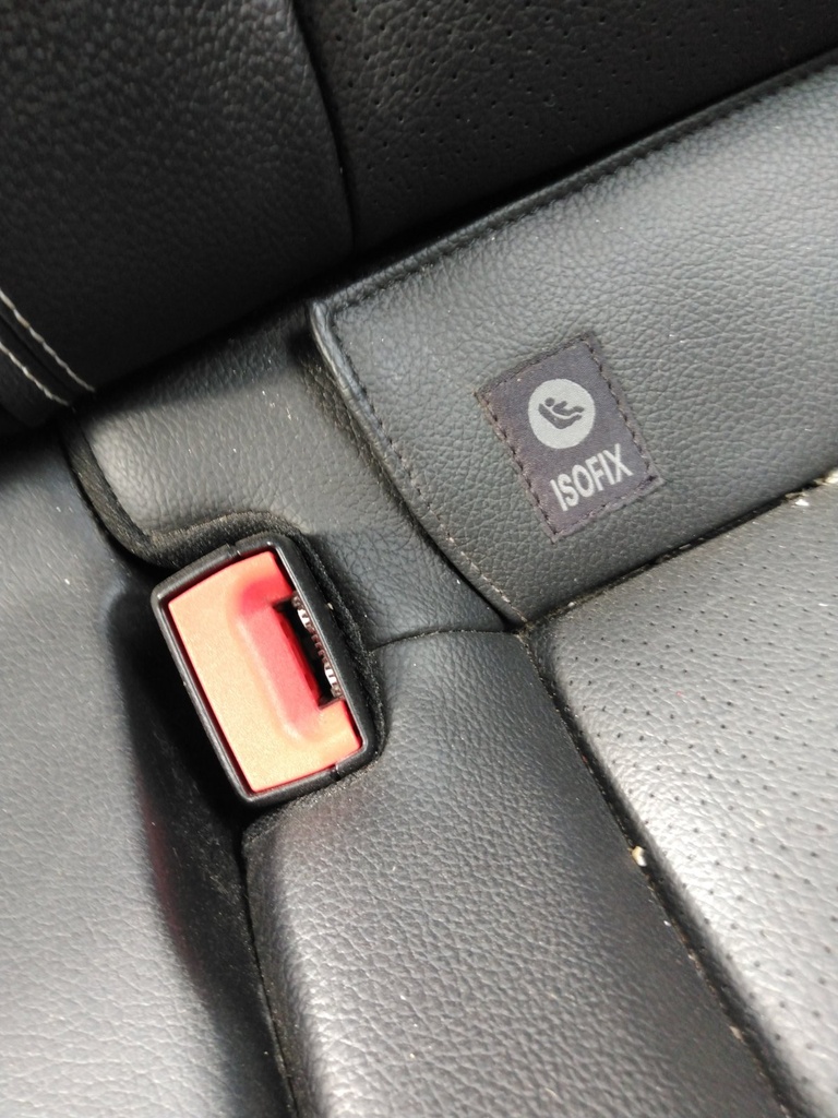 [EPE-127762] Hebilla de cinturón de seguridad trasero fila central izquierdo Mercedes-Benz Clase C