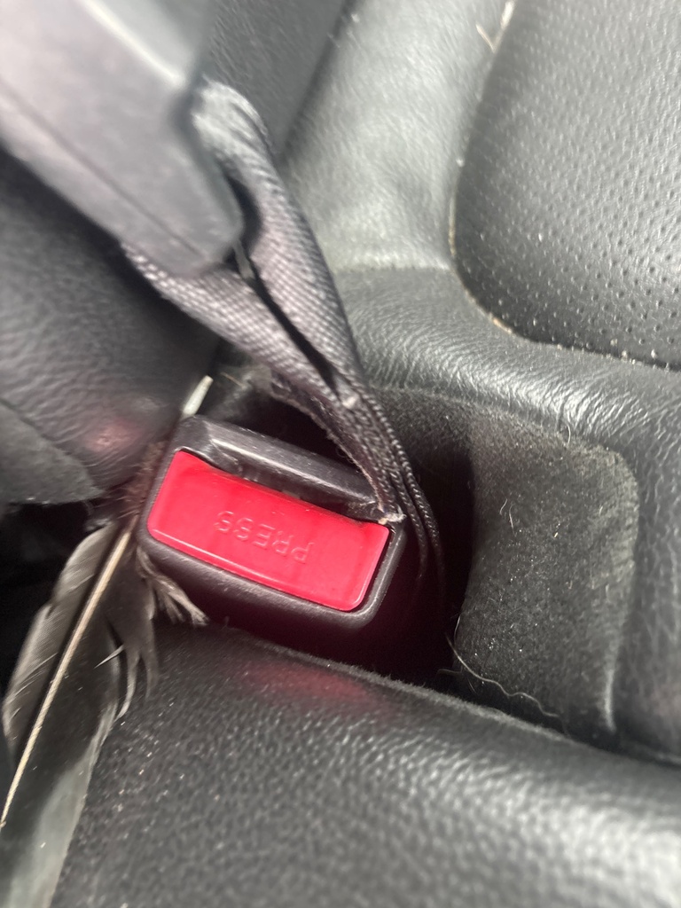 [EPE-128071] Cinturón de seguridad trasero central izquierdo Mazda CX-5