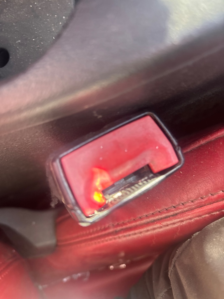 [EPE-128114] Interruptor de cinturón de seguridad delantero derecho Audi TT