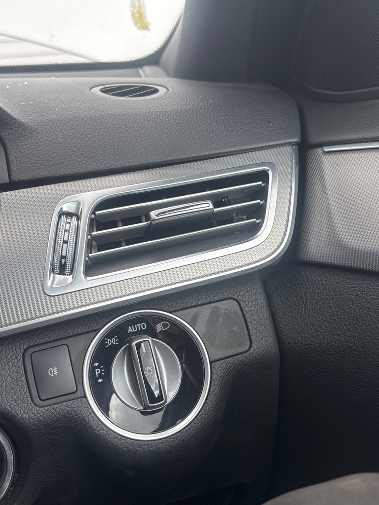 [EPE-128186] Conducto de ventilación Mercedes-Benz E-Class