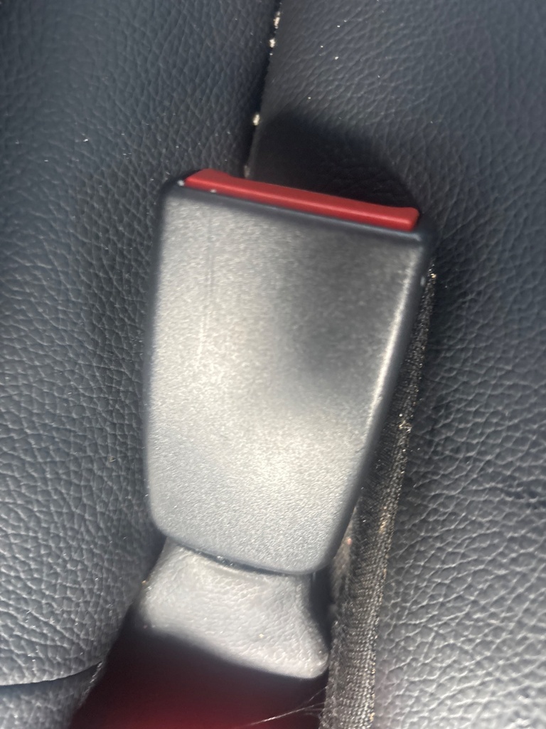 [EPE-128329] Cinturón de seguridad fila central trasera Mercedes-Benz Clase C