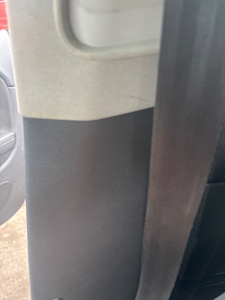 [EPE-127068] Embellecedor de pilar B inferior derecho VW Passat CC