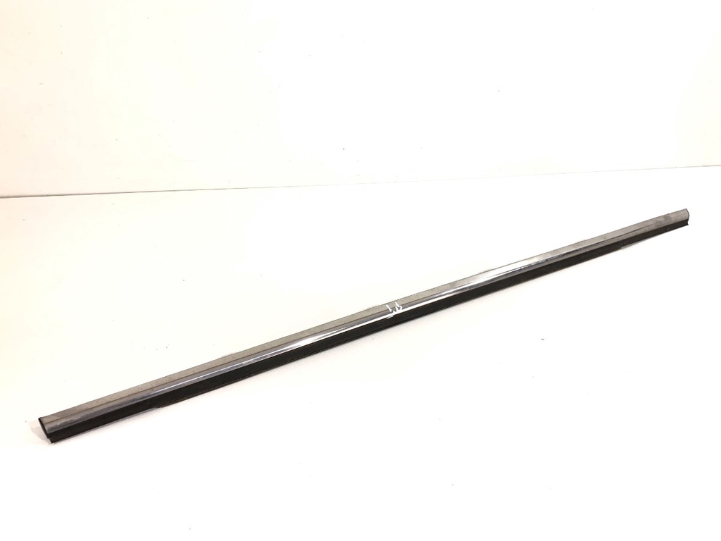 [STARK-843250] Moldura de puerta trasera derecha KIA CEED (CD)