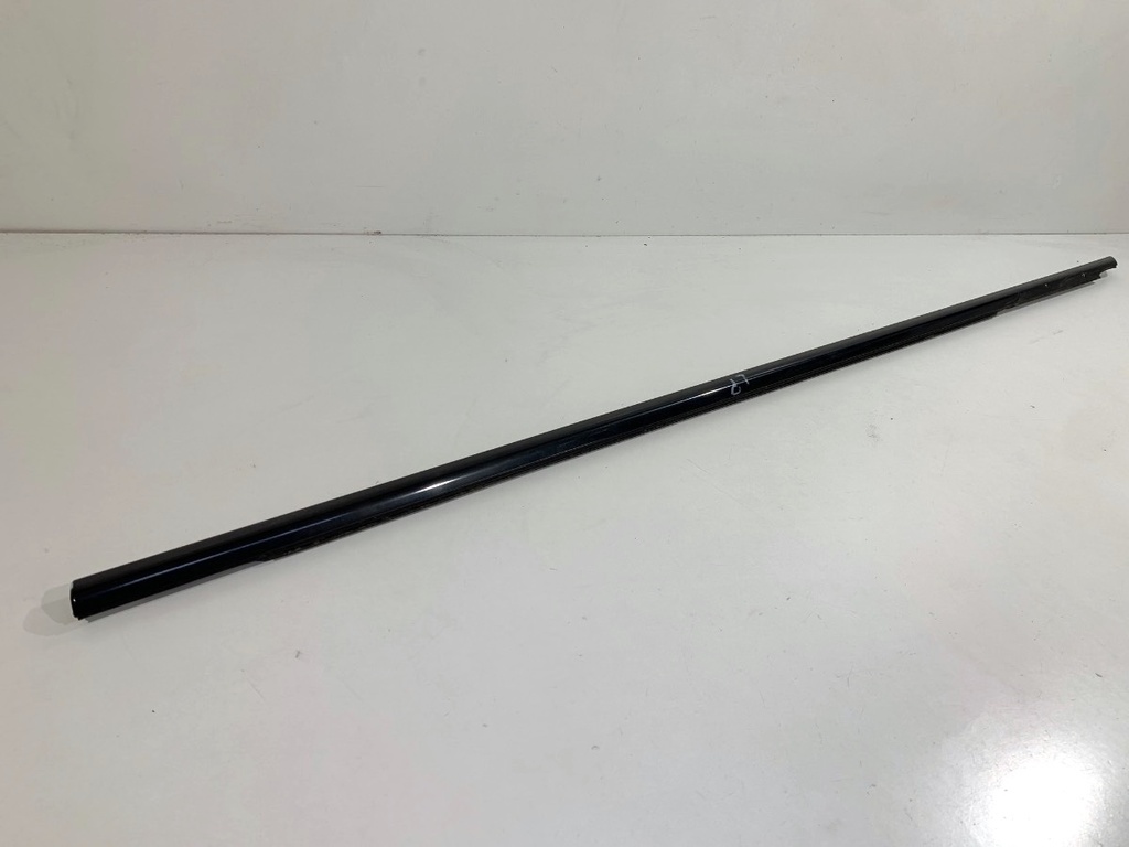 [STARK-874390] Moldura de puerta delantera izquierda BMW Serie 5 (F10)