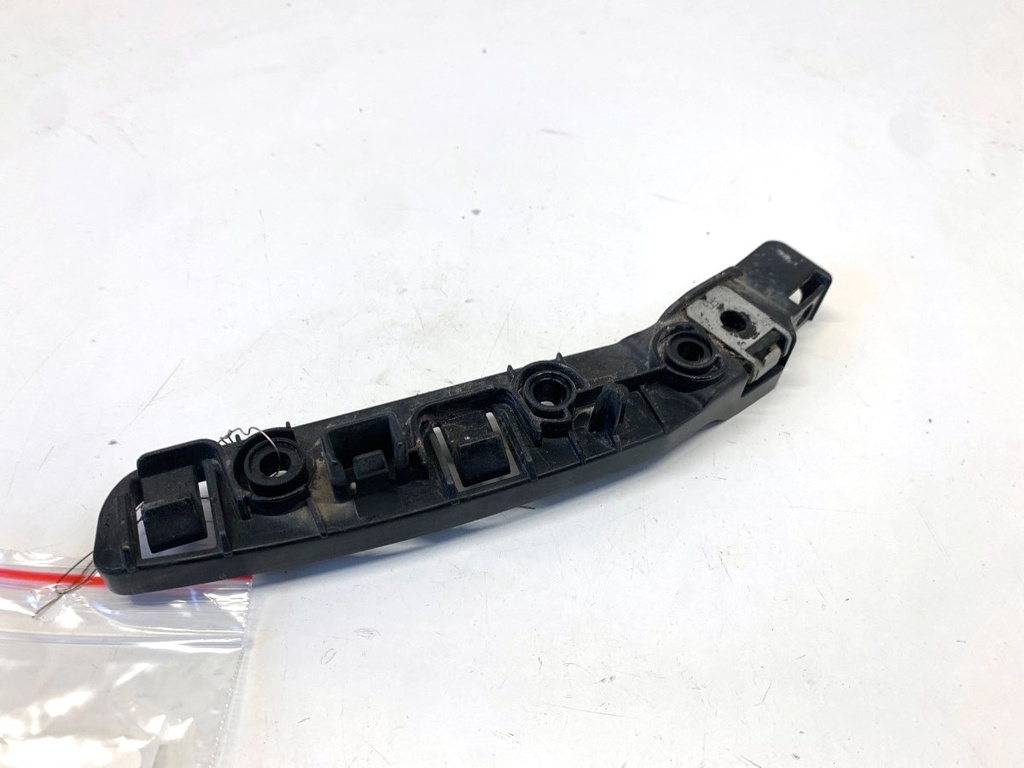 [STARK-874934] Guía de parachoques delantero izquierdo Alfa Romeo Stelvio (949_)