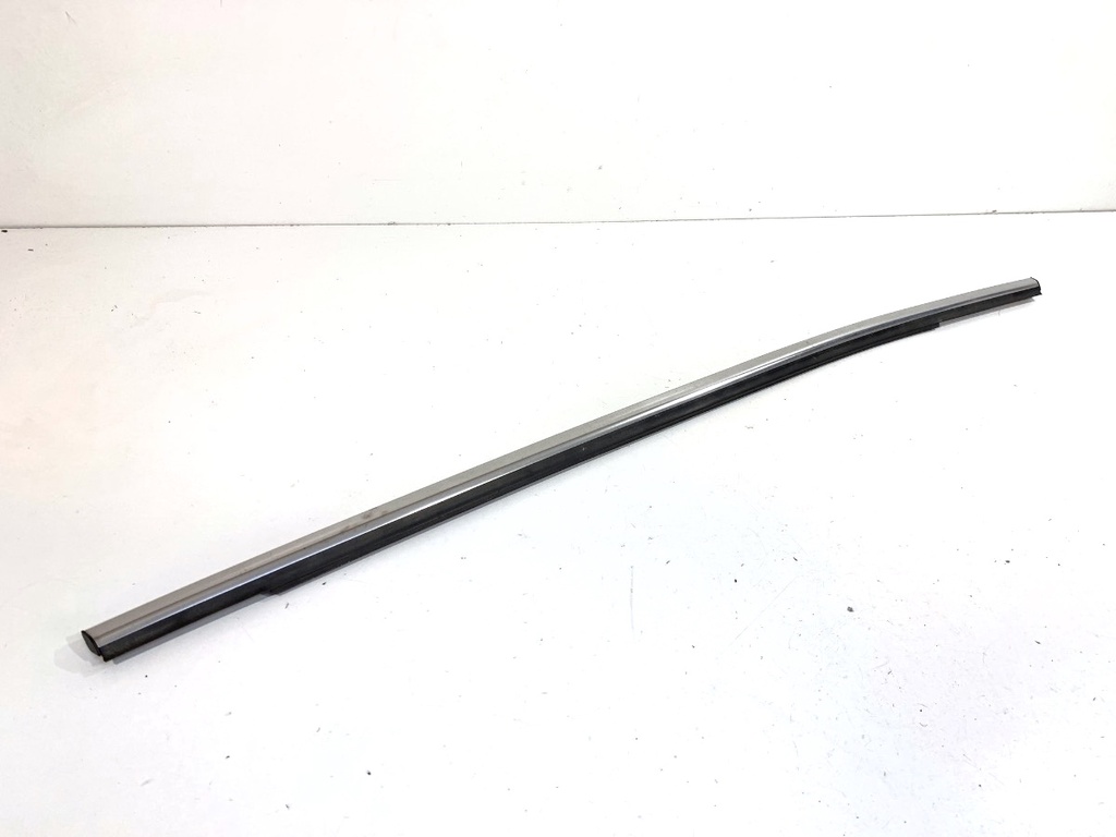[STARK-900750] Moldura de puerta trasera derecha KIA XCEED (CD)