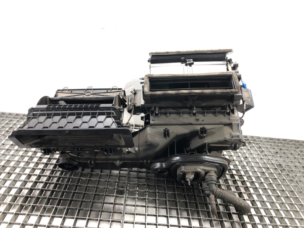 [STARK-682802] Núcleo de calefacción MAN TGE Autobús 2.0 TDI 130 kW 2017-2022