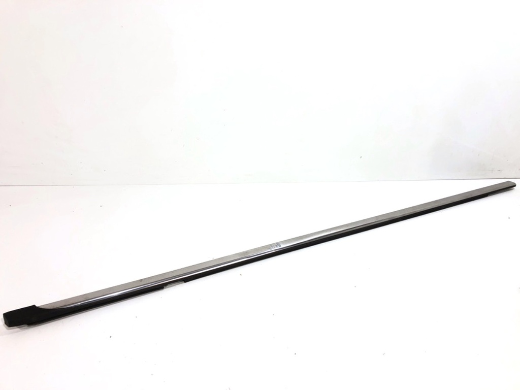 [STARK-778767] Moldura de puerta delantera derecha Citroen C5 III Break