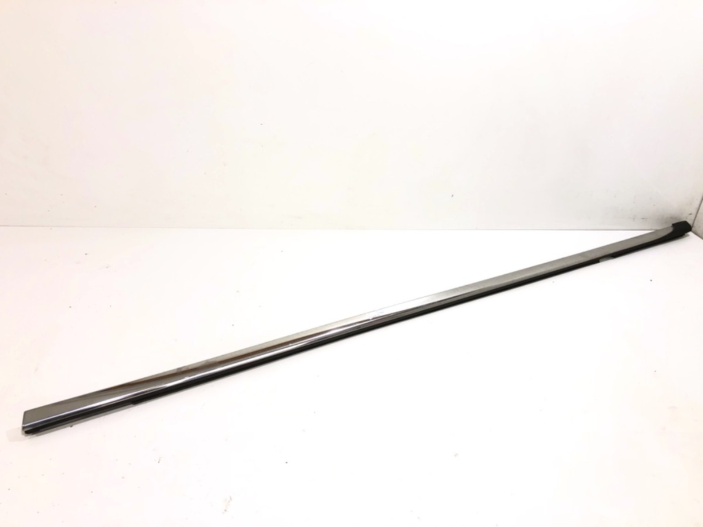 [STARK-778768] Moldura de puerta delantera izquierda Citroen C5 III Break